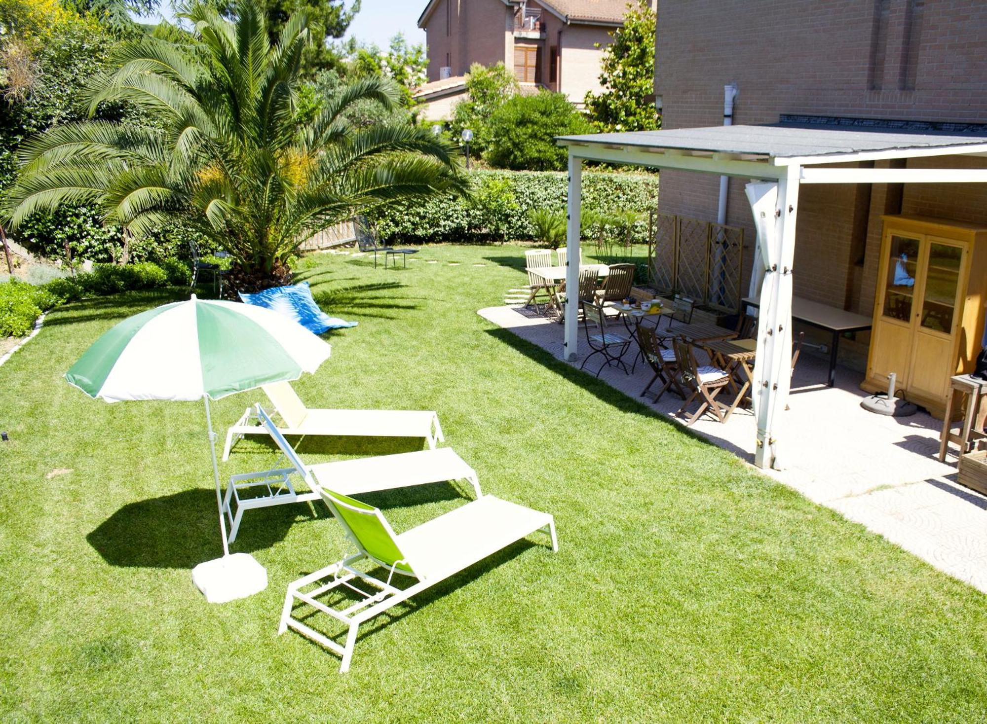 B&B Nature Colors Civitanova Marche Exterior photo
